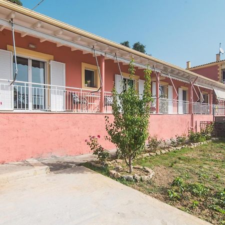 Nadia'S Apartment Πέραμα Εξωτερικό φωτογραφία